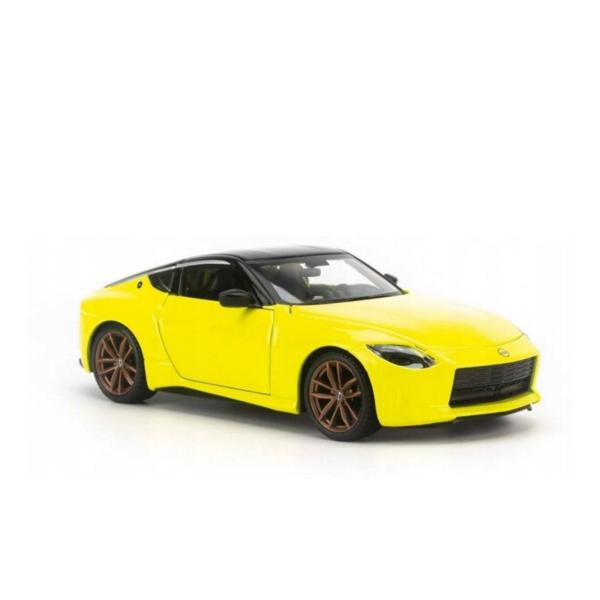 Carro Nissan Z 2023 Amarillo Metálico Esc:1:24 3a+