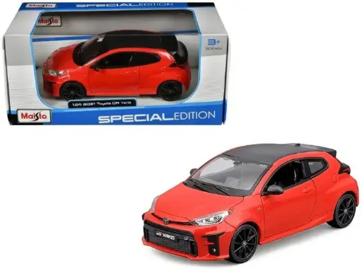 [MB32909] Carro 1:24 Toyota Yaris  2021 Negro/Rojo 3a+
